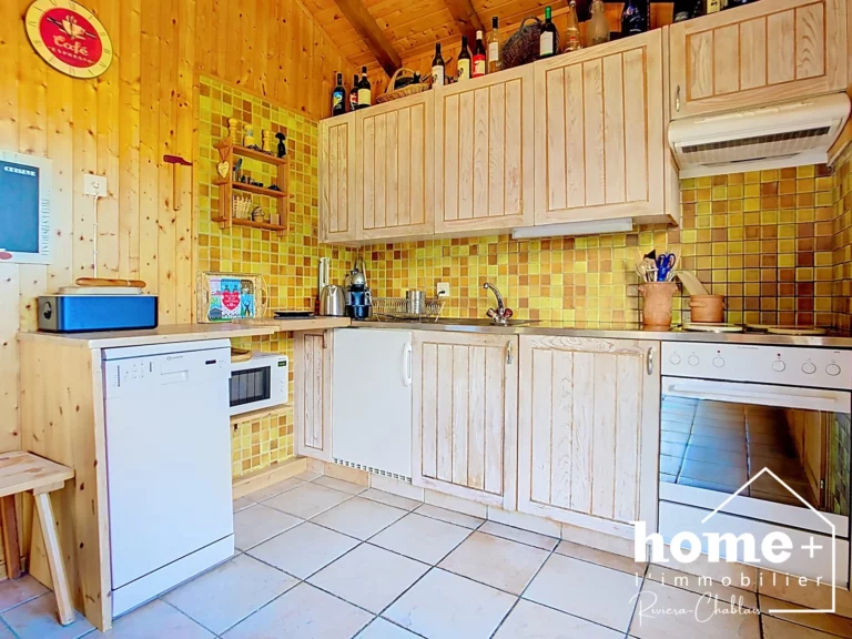 Magnifique chalet individuel de 4,5 pièces avec vue panoramique
